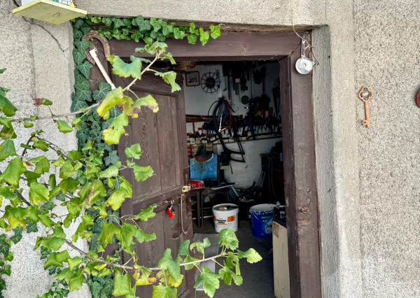 Predaj 3 izbový rodinný dom vhodný aj na chalupu, pozemok 10á