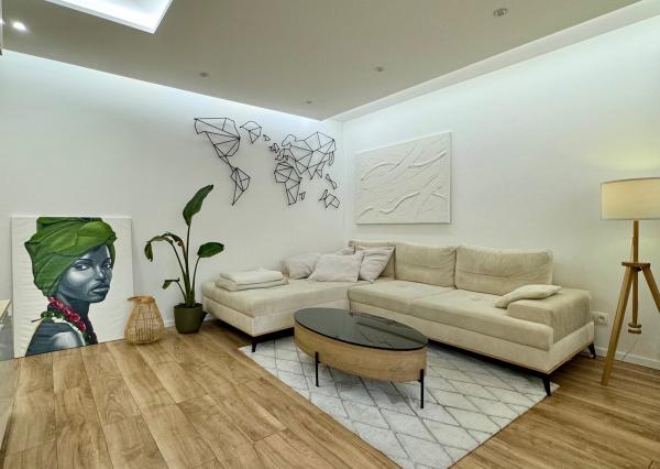 Prenájom krásny 2 izbový byt, novostavba, garážové státie, terasa 5m2