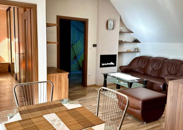 Predaj 3 izb. byt Bojnice, parkovacie miesto, REZERVOVANÉ.