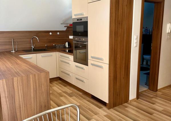 Predaj 3 izb. byt Bojnice, parkovacie miesto, REZERVOVANÉ.