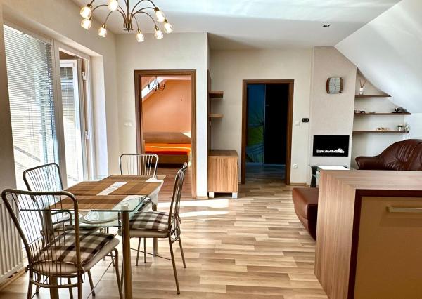 Predaj 3 izb. byt Bojnice, parkovacie miesto, REZERVOVANÉ.