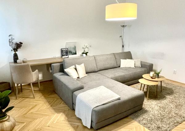 Prenájom 2.izbový byt v Historickom centre mesta NR