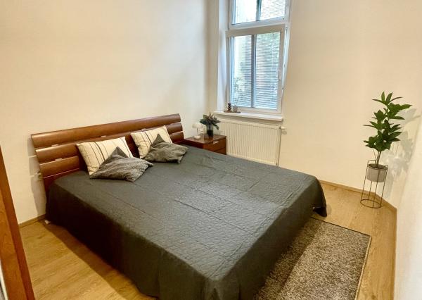 Prenájom 2.izbový byt v Historickom centre mesta NR