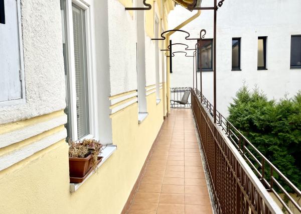 Prenájom 2.izbový byt v Historickom centre mesta NR