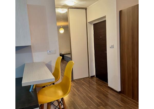 Prenájom 1 izbový byt, novostavba, park. miesto