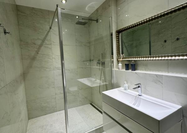 Prenájom krásny 2izb byt, novostavba pri parku, Staré mesto