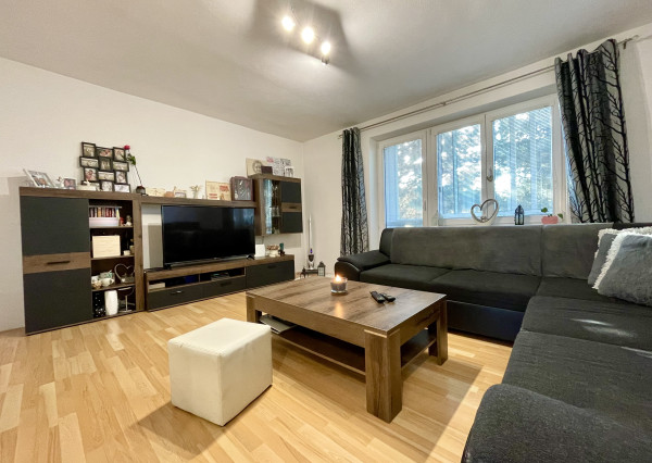 Predaj 3.izbový byt tehlová bytovka, garáž, altánok, bazén