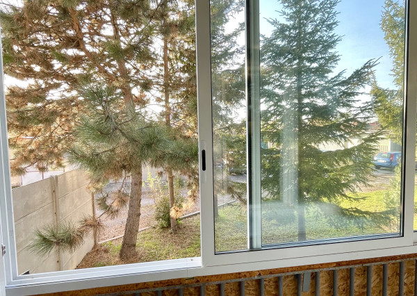 Predaj 3.izbový byt tehlová bytovka, garáž, altánok, bazén