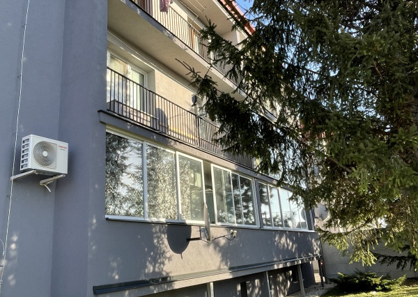 Predaj 3.izbový byt tehlová bytovka, garáž, altánok, bazén