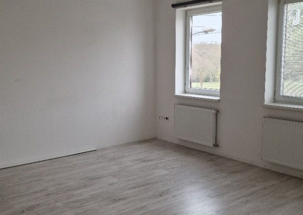 Prenájom administratívna budova Lužianky 120m2