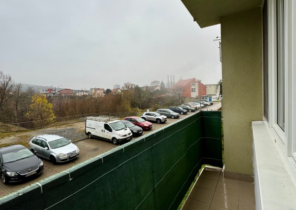 Prenájom 2 izbový byt, 2x balkón, centrum mesta