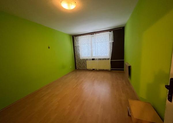 Prenájom 2 izbový byt, čiast. zariadený, Klokočina