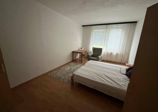 Prenájom 2 izbový byt, čiast. zariadený, Klokočina