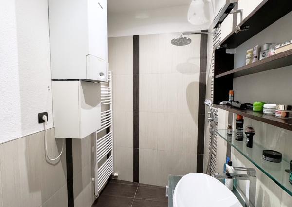 Predaj veľký 2 izbový byt, tehlová bytovka, Nové Mesto