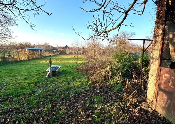 Predaj 3 izbový RD Komjatice, pozemok 13,7á EXKLUZÍVNE!