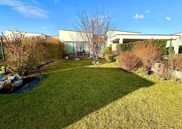 Prenájom 3 izbový rodinný dom Nitrianske Hrnčiarovce, novostavba, záhrada