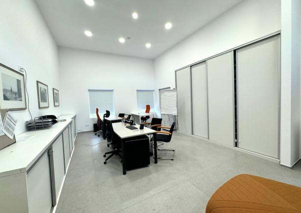 Prenájom komerčný objekt, kancelárie, Dolné Krškany