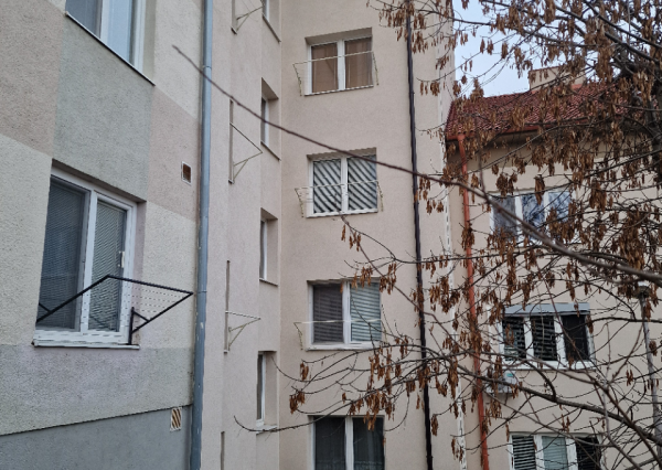 Predaj 2 izb. investicný byt, tehla, centrum mesta