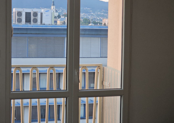 Predaj 2 izb. investicný byt, tehla, centrum mesta