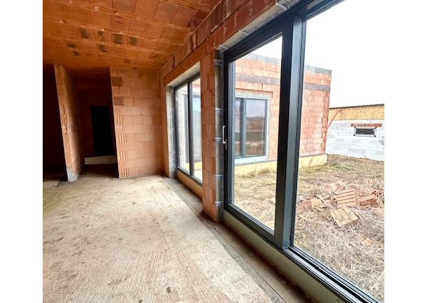 Predaj 5 izbový RD Šurianky, pozemok 5,7á, dvojgaráž EXKLUZÍVNE! NOVÁ CENA!