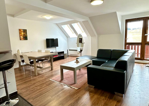 Predaj veľký 2 izb.apartmán Donovaly, 67m2, z ktorého môže byť aj 3izbový. ZNÍŽENÁ CENA