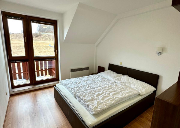 Predaj veľký 2 izb.apartmán Donovaly, 67m2, z ktorého môže byť aj 3izbový. ZNÍŽENÁ CENA