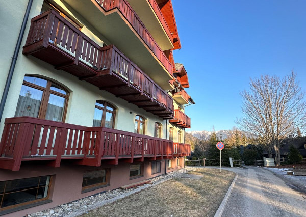 Predaj veľký 2 izb.apartmán Donovaly, 67m2, z ktorého môže byť aj 3izbový. ZNÍŽENÁ CENA