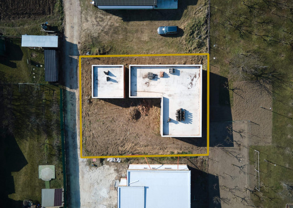 Predaj 5 izbový RD Šurianky, pozemok 5,7á, dvojgaráž EXKLUZÍVNE! NOVÁ CENA!