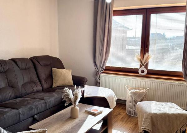 Predaj 3 izbový rodinný dom, 4,5á pozemok, Nitra