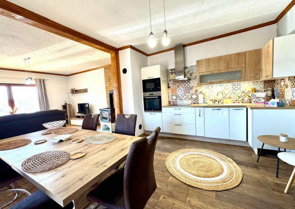 Predaj 3 izbový rodinný dom, 4,5á pozemok, Nitra