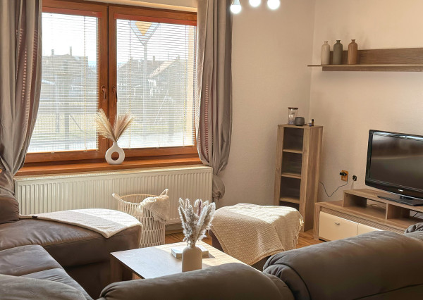 Predaj 3 izbový rodinný dom, 4,5á pozemok, Nitra