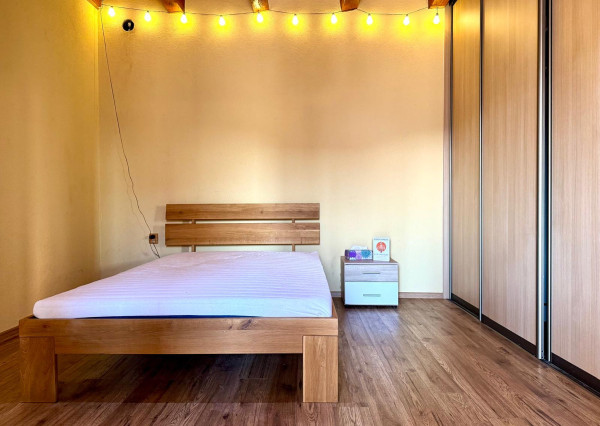 Predaj 3 izbový rodinný dom, 4,5á pozemok, Nitra