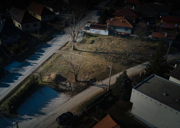 Predaj pozemok 9,8á Pohranice