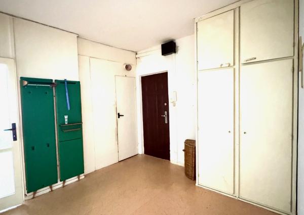 Predaj veľký 2 izbový byt 61m2, centrum, Štefánikova ul. EXKLUZÍVNE!