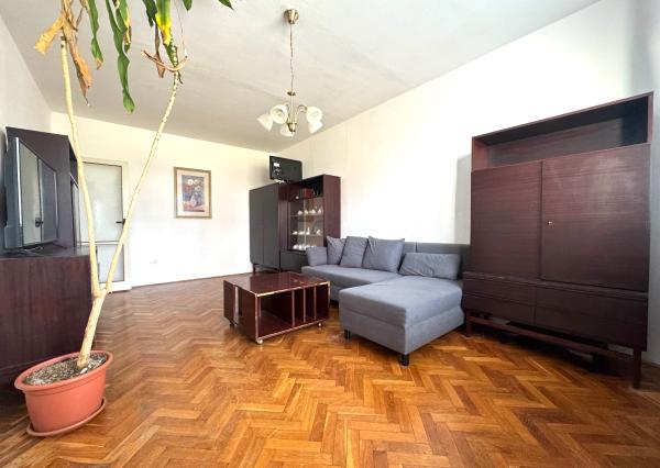 Predaj veľký 2 izbový byt 61m2, centrum, Štefánikova ul. EXKLUZÍVNE!