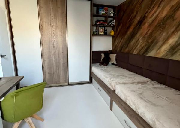 Predaj štýlový 3 izbový byt, novostavba, centrum, 40m2 terasa, garážové státie