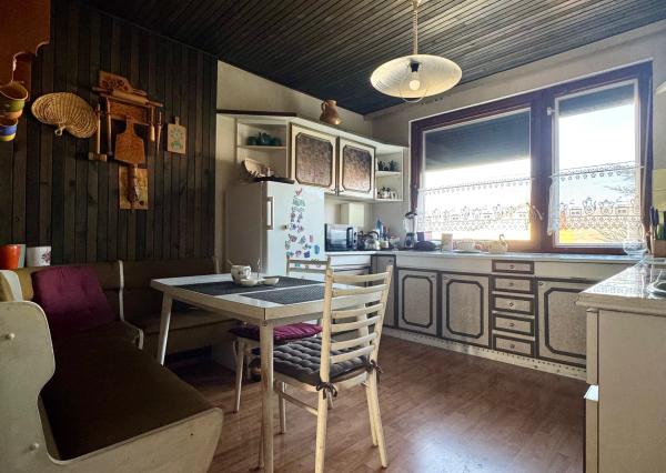 Predaj 3 izbový rodinný dom, 5,4á pozemok, Zobor, všetky IS