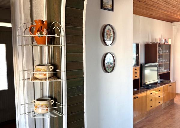 Predaj 3 izbový rodinný dom, 5,4á pozemok, Zobor, všetky IS