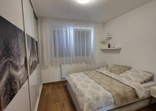 Prenájom krásny 3 izb.byt, Jelenecká, garáž, balkón