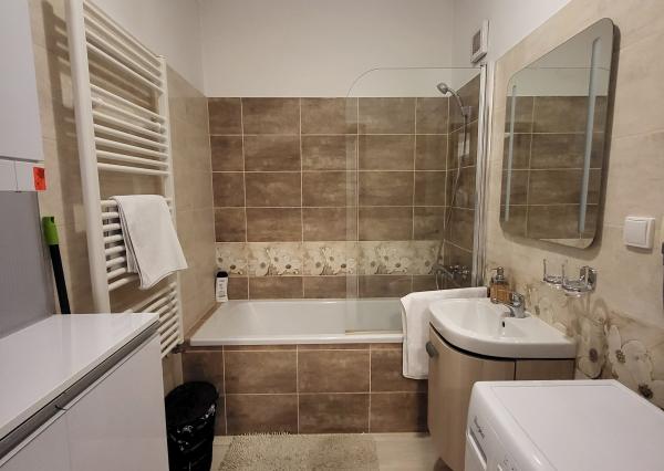 Prenájom krásny 3 izb.byt, Jelenecká, garáž, balkón