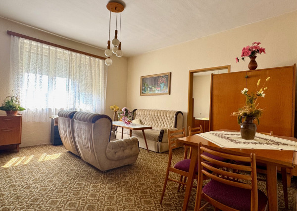 Predaj 3 izbový rodinný dom, 20á pozemok, Zbehy