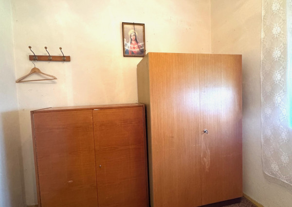 Predaj 3 izbový rodinný dom, 20á pozemok, Zbehy