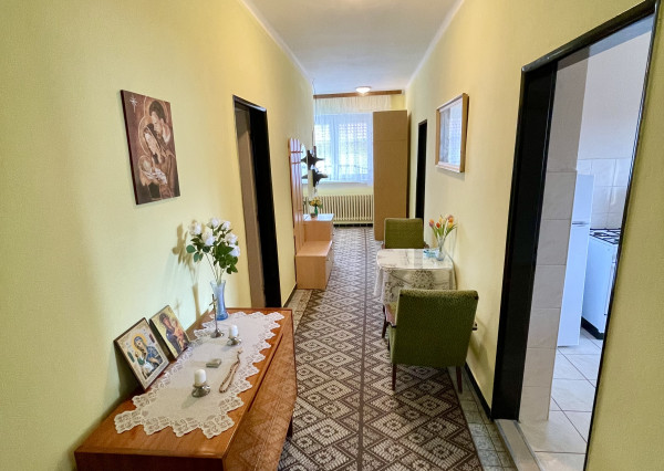 Predaj 3 izbový rodinný dom, garáž, 11,5á pozemok, pri Nitre EXKLUZÍVNE!