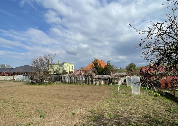 Predaj 3 izbový rodinný dom, garáž, 11,5á pozemok, pri Nitre EXKLUZÍVNE!