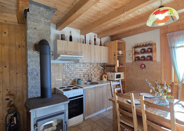 Predaj rekreačná chata Jedľové Kostoľany, pozemok 9,8á