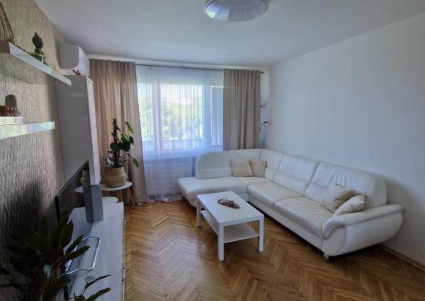 Prenájom 2 izbový byt, 2x balkón, zariadený, Chrenová