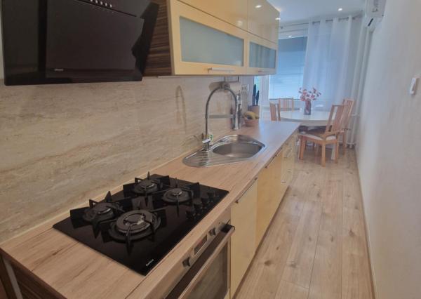 Prenájom 2 izbový byt, 2x balkón, zariadený, Chrenová