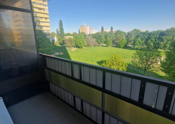 Prenájom 2 izbový byt, 2x balkón, zariadený, Chrenová