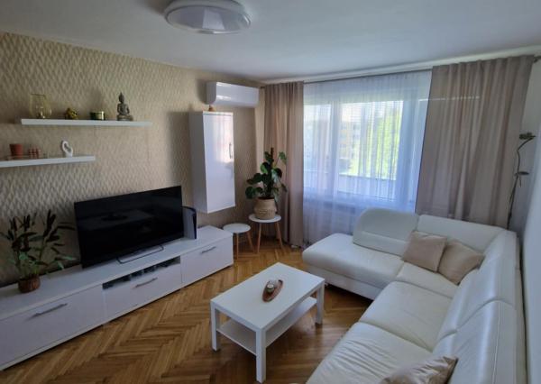 Prenájom 2 izbový byt, 2x balkón, zariadený, Chrenová