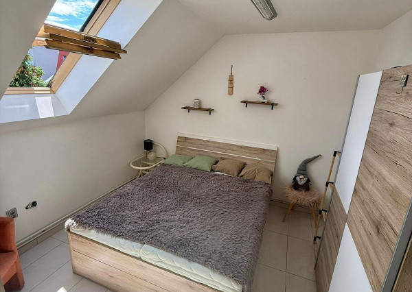 Prenájom 2 izbový byt 82 m2, Braneckého ul.